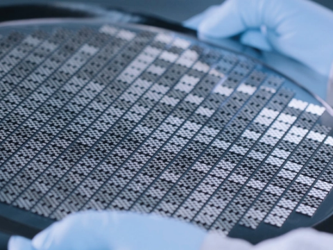 Thumbnail post Efficient protection against electromagnetic interferences